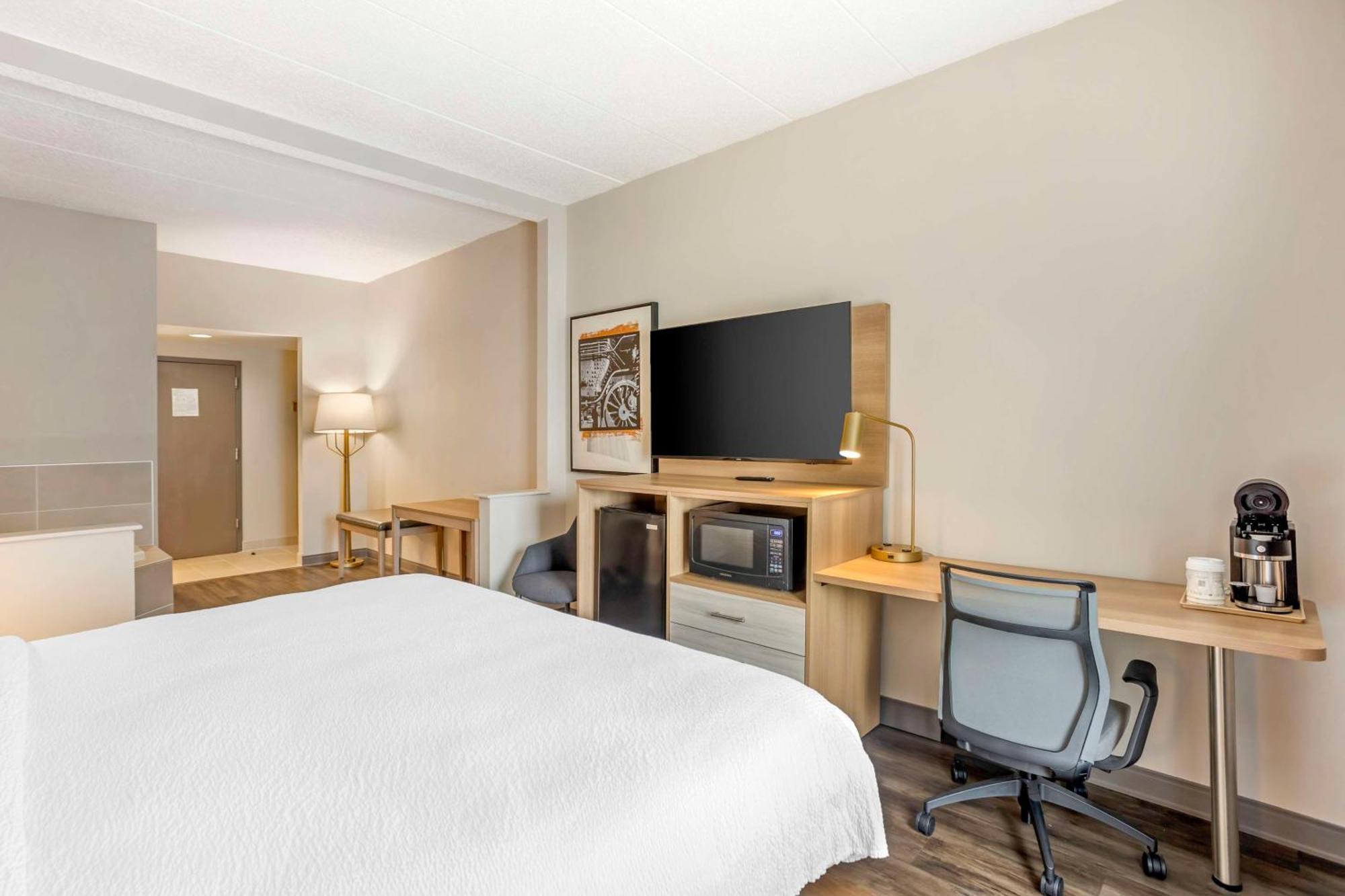 Best Western Plus Heritage Rail Inn & Suites York Eksteriør bilde