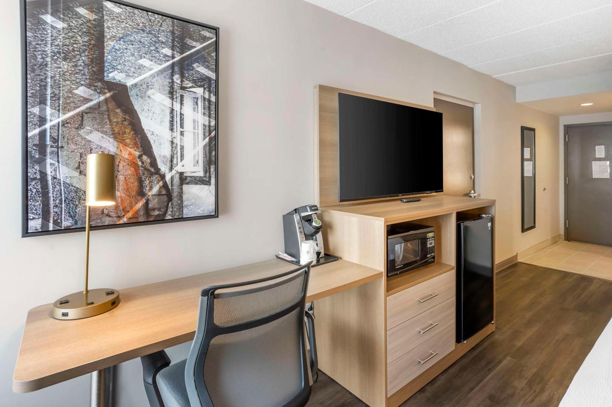 Best Western Plus Heritage Rail Inn & Suites York Eksteriør bilde
