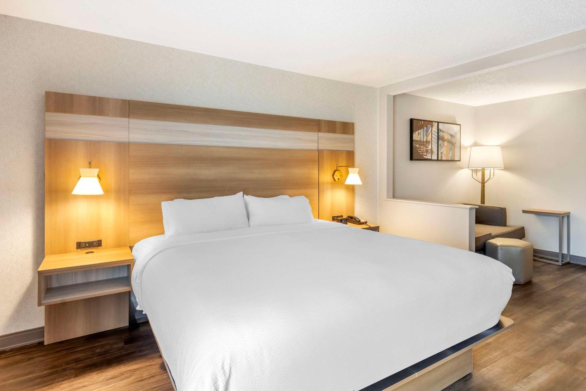 Best Western Plus Heritage Rail Inn & Suites York Eksteriør bilde